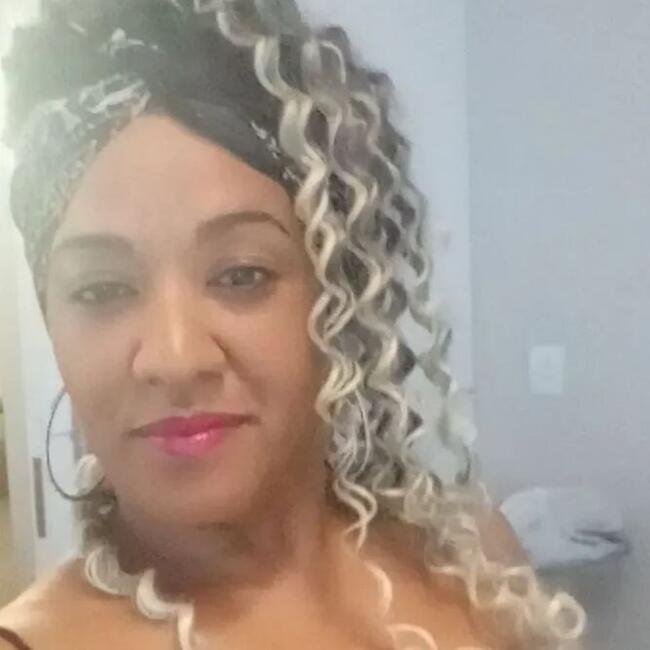 Babysitter in Contagem: Maria Cláudia dos reis Araújo