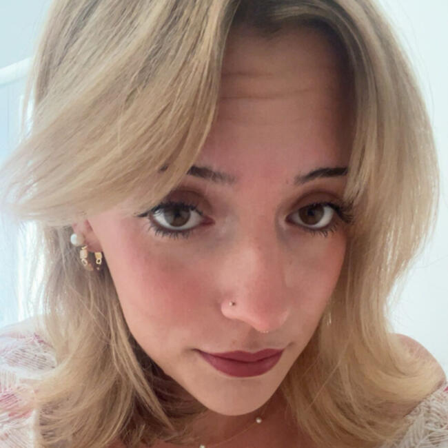 Babysitter in Vienna: Laura