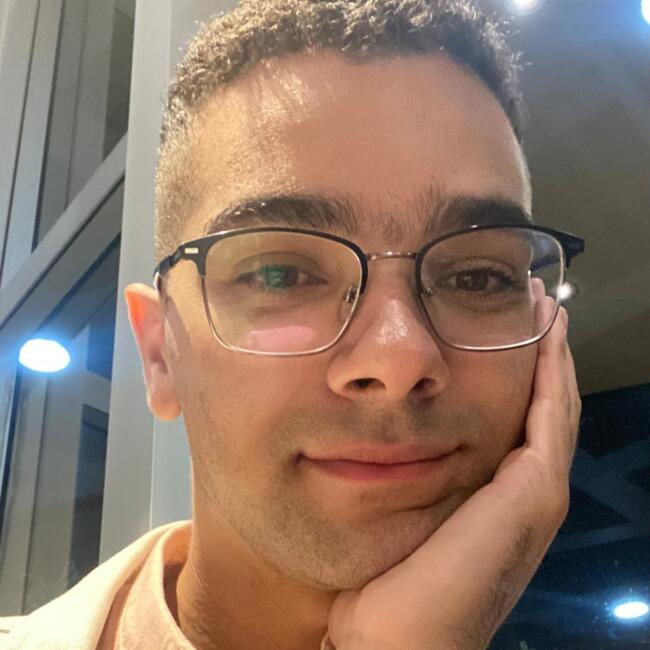 Babá em Caçapava: Luis