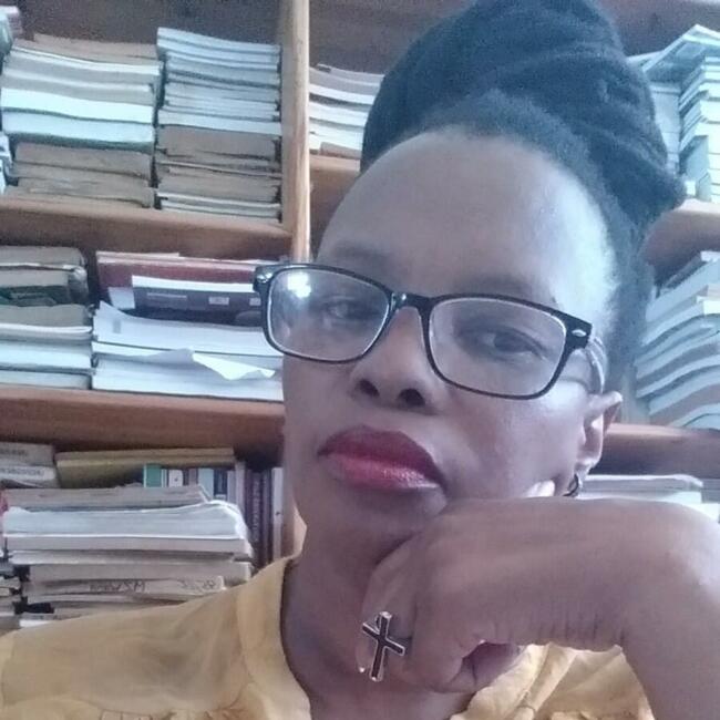 Babysitter in East London: Thozama
