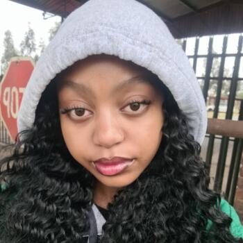 Babysitter in Nigel: Phumzile