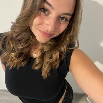 Baby-sitter Cauchy-à-la-Tour: Lola