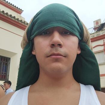 Babysitter in La Puebla del Río: Hernán Cortés Álvarez