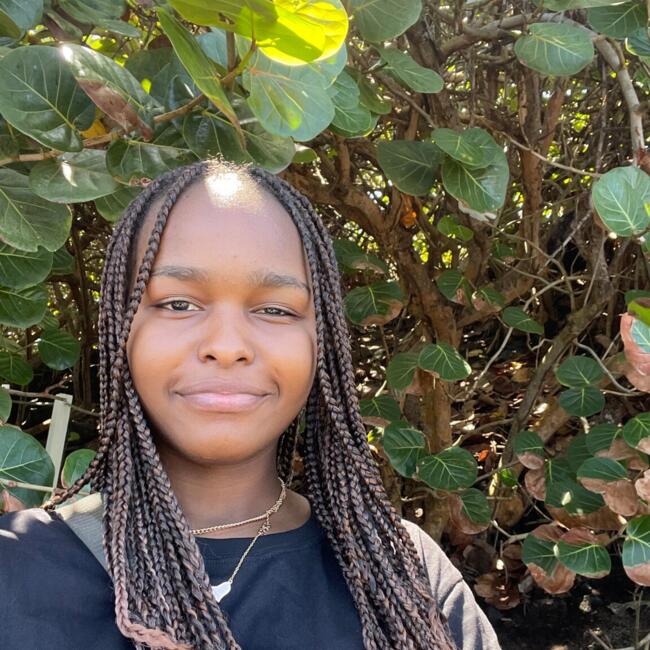 Babysitter in North Lauderdale: Neicka