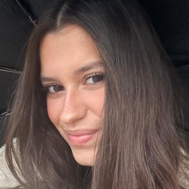 Babysitter in Ourense: Lia