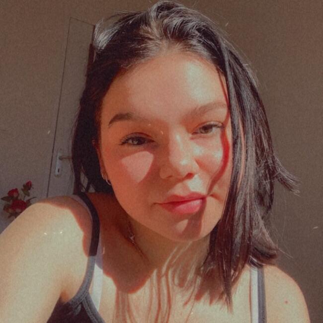 Babysitter in Beauvais: Lou