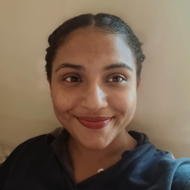 Babysitter in Mumbai: Neha