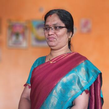 बेबीसिटर पुणे: Savita