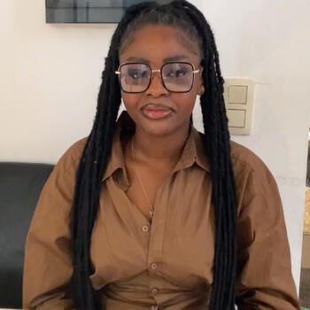 Babysitter in Verviers: Olivia