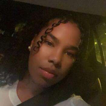 Babysitter Alfragide: Mayara morais