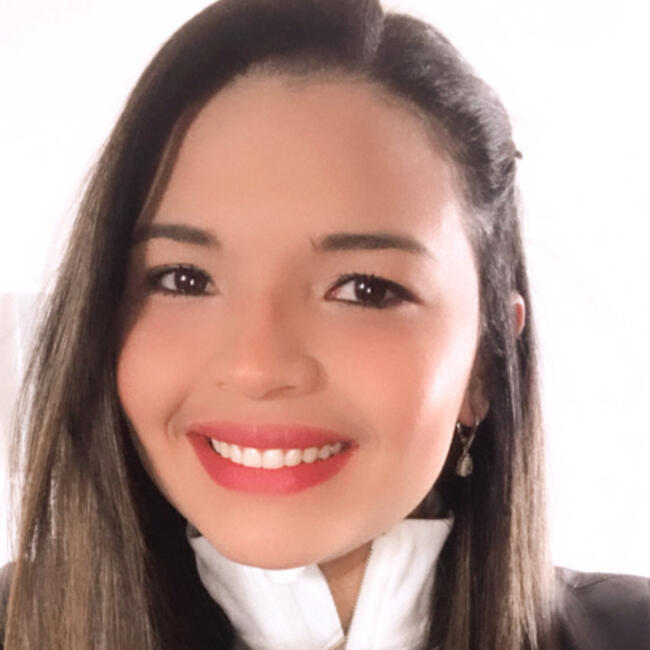 Canguro en Hospitalet de Llobregat: Gabriela