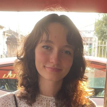 Babysitter in Saint-Étienne: Léa