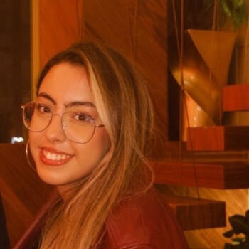 Babysitter in Agadir: Lina