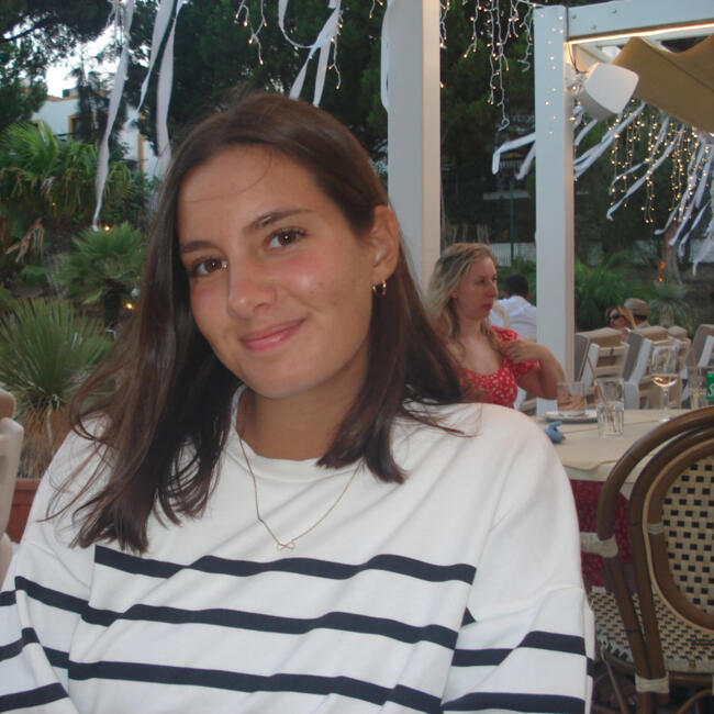 Babysitter em Loures: Joana