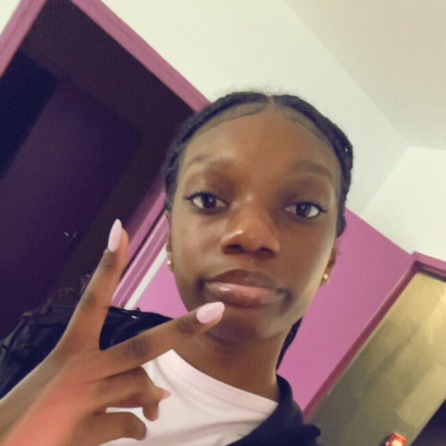 Babysitter in Amilly: Deborah