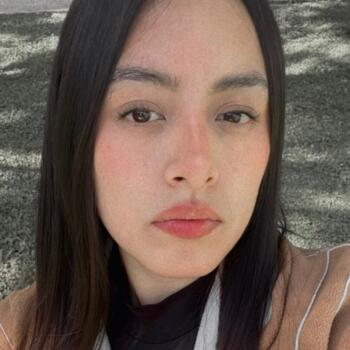Babysitter San Bernardino: Belinda