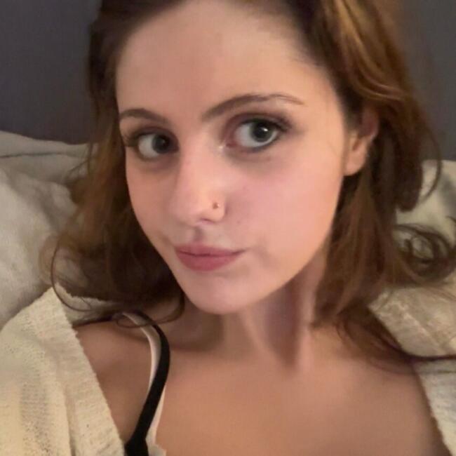Babysitter in Altrincham: Rosie