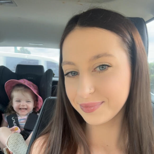 Babysitter in Heddon Greta: Brooklyn