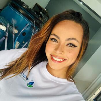 Babysitter Osasco: Poliana