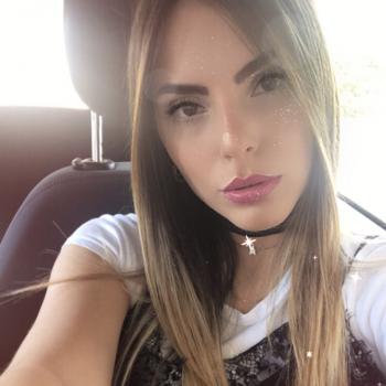 Babysitter a Casoria: Marina