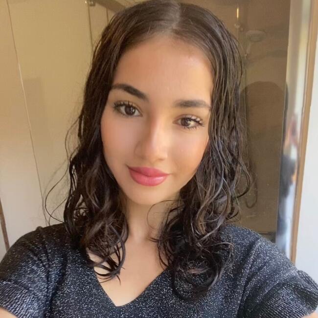 Babysitter in Sanary-sur-Mer: Alizee