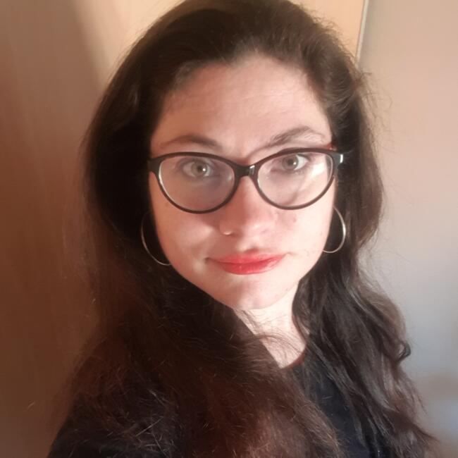 Nounou à Vauvert: Estelle