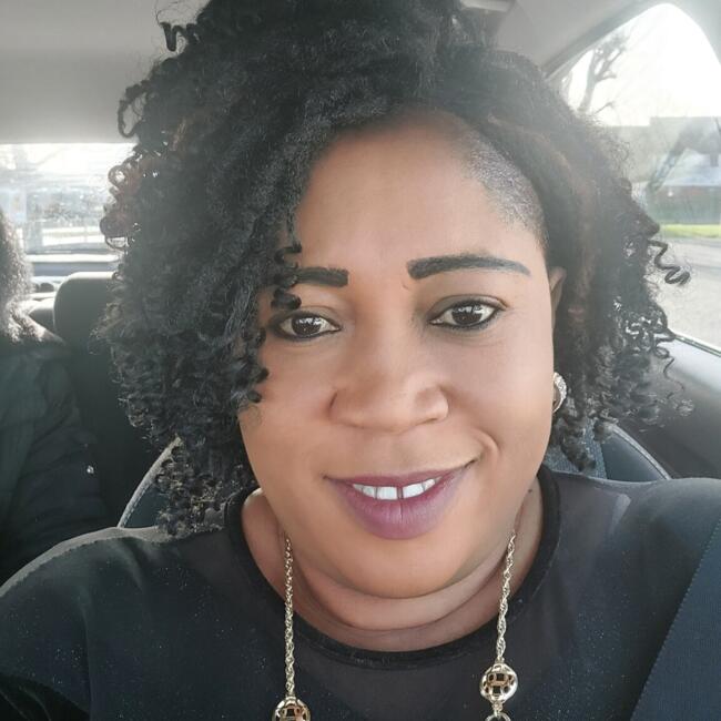 Babysitter in Paisley: Oreoluwapo