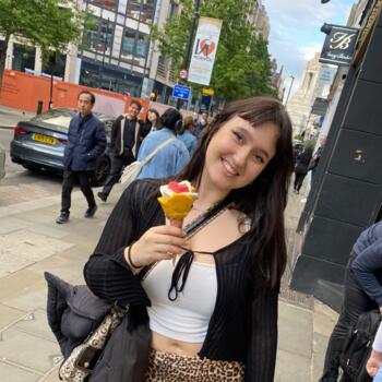 Canguro en Madrid: Candela