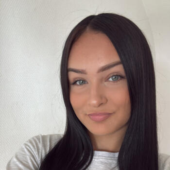 Babysitter in Le Sel-de-Bretagne: Lilou