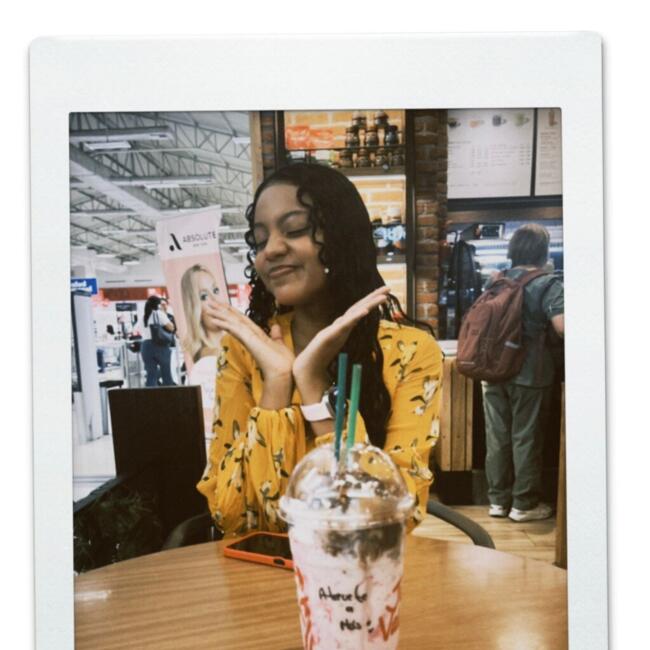 Babysitter in Santo Domingo de los Colorados: Milagros