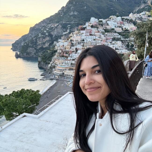 Babysitter in Brighton: Thailane