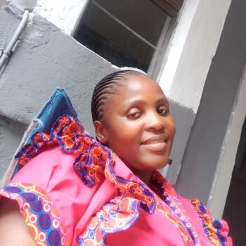 Nanny in Newlands West: Sma