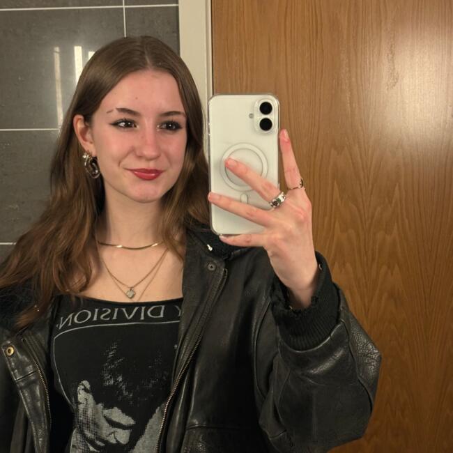 Babysitter in Cambridge: Rebecca