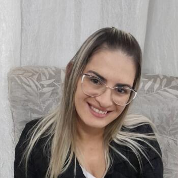 Babá em Juiz de Fora: Tamires