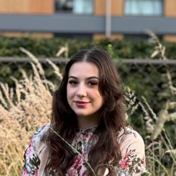 Babysitter Tilburg: Andreea