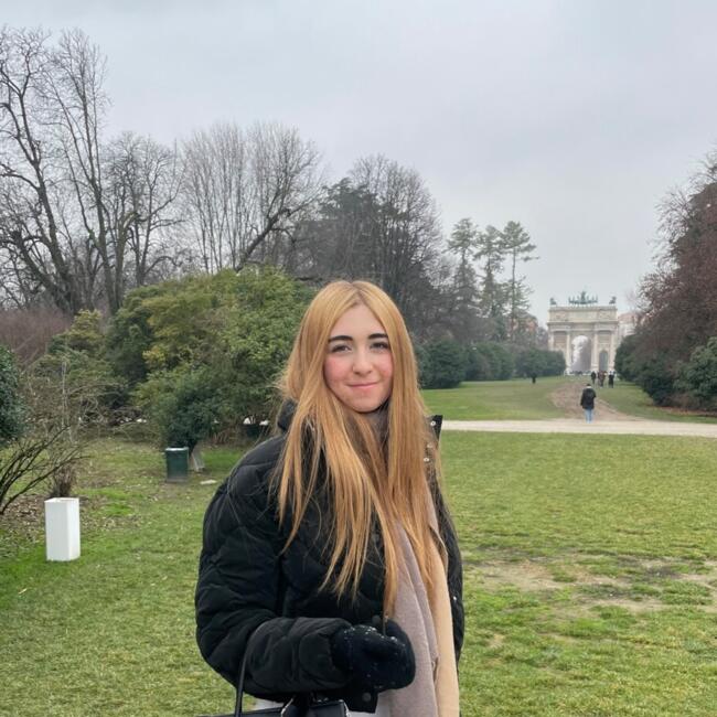 Babysitter in Bullas: Elena