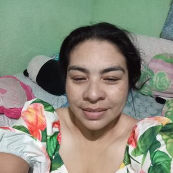 Babysitter Managua: Yelna