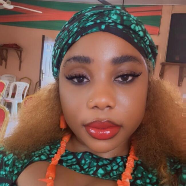 Babysitter in Warri: Abigail