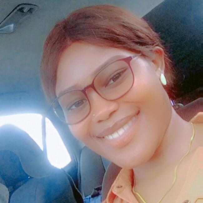 Babysitter in Vieux-Saint-Laurent: Magalie