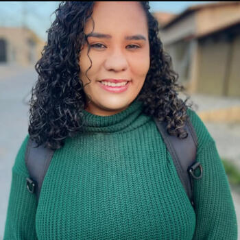 Babá em Ribeirão das Neves: Raphaela Cristine tia Rafa