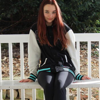 Baby-sitter in Guelph: Ash