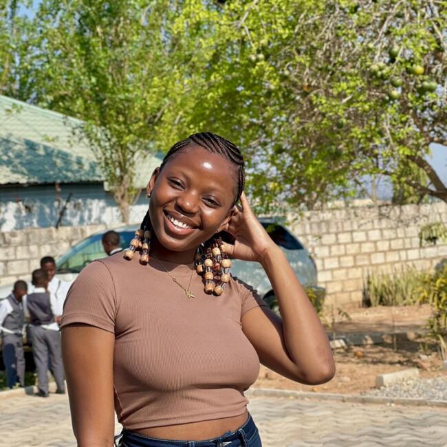 Babysitter in Lusaka: Indy