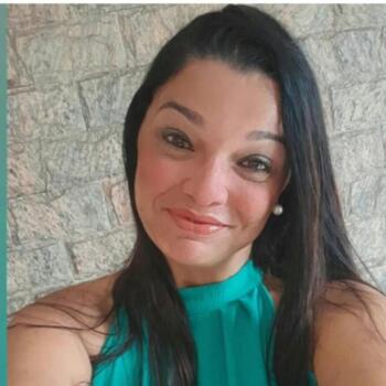 Babysitter Rio das Ostras: Roseane