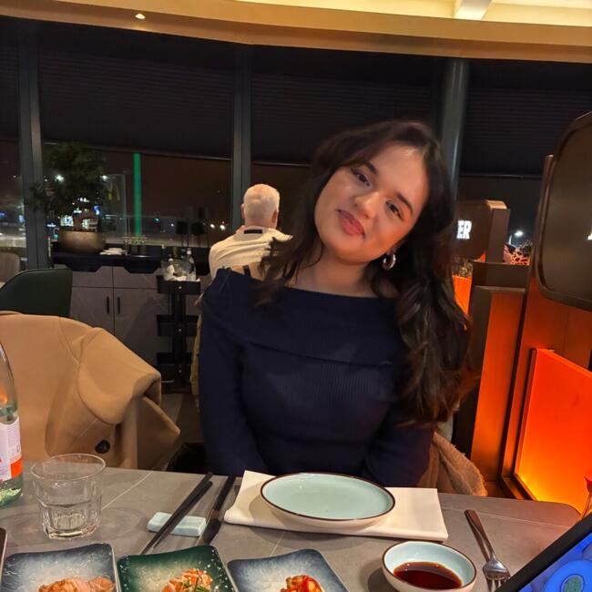 Babysitter in Hoef en Haag: Daphne Valentina