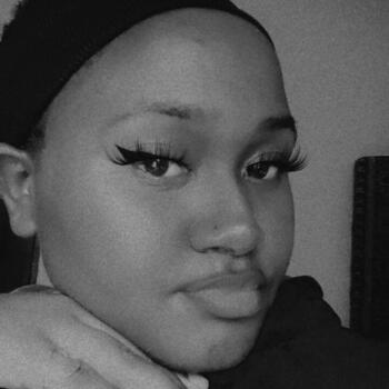 Babysitter in Mukono: Tracy