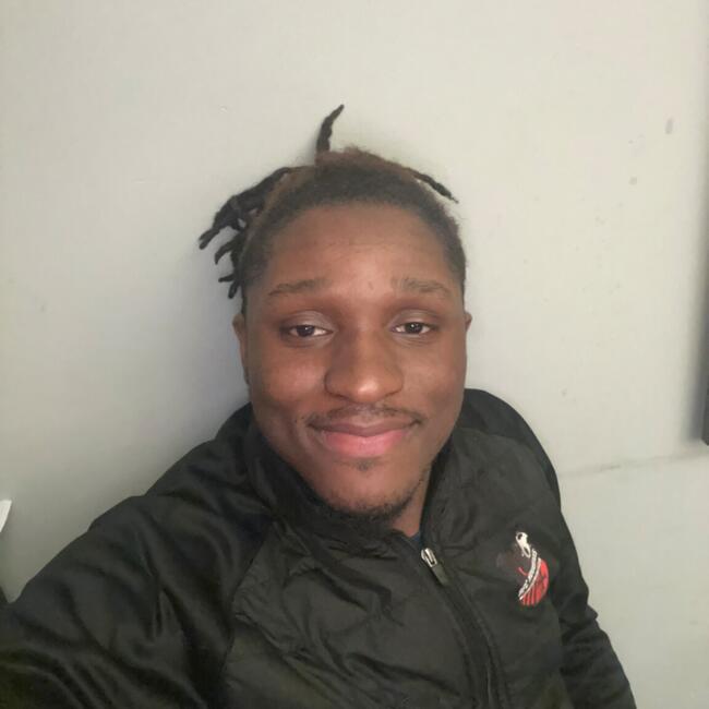 Babysitter in Manage: Michael