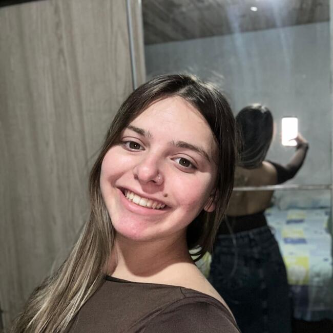 Babysitter in Pelotas: Larissa