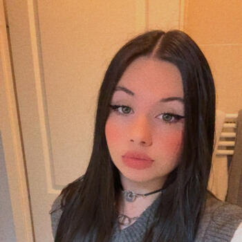 Babysitter in Marseille: Valentine