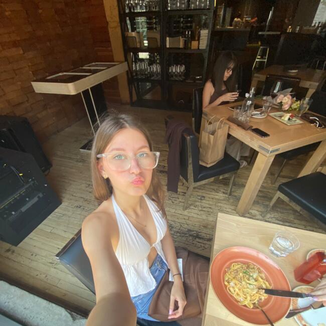 Baby-sitter in Toronto: Tea