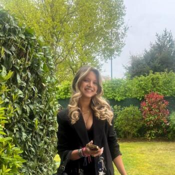 Babysitter in Cesson: Ines